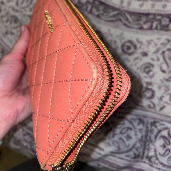 Coral colored Michael Kors wristlet - Picture 4 of 4